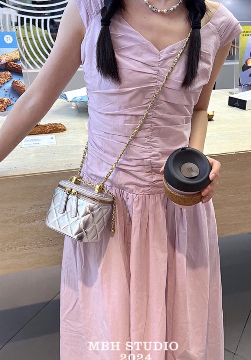 MBH Quilted Crossbody Bag - Versatile Style - Image 2