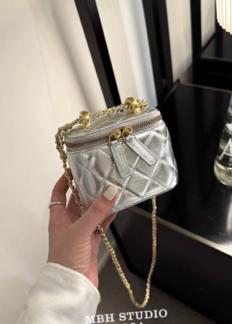 MBH Quilted Crossbody Bag - Versatile Style