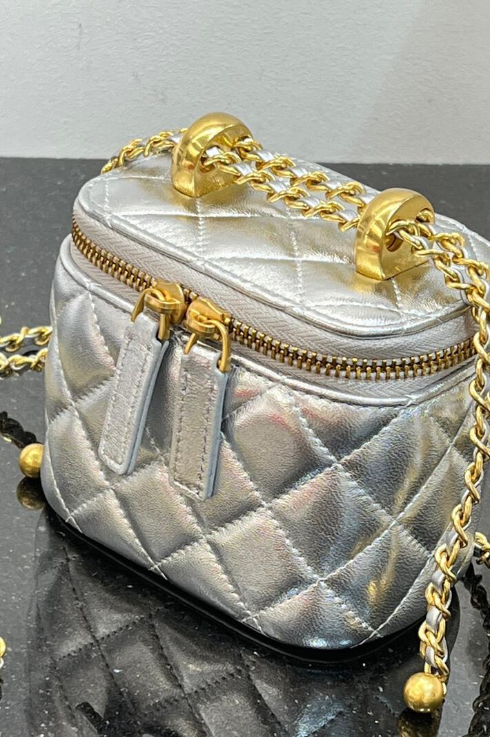 MBH Quilted Crossbody Bag - Versatile Style - Image 5