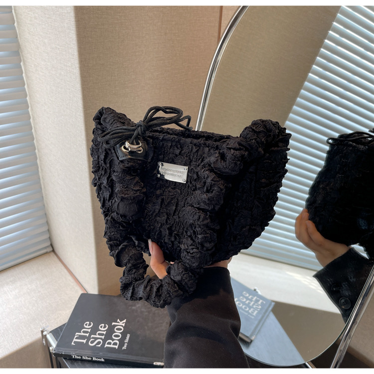 Korean Fashion Cream Puff Bag Women 2024 New Large Capacity Pleated Dumpling Bag Versatile Crossbody Bag - Image 3