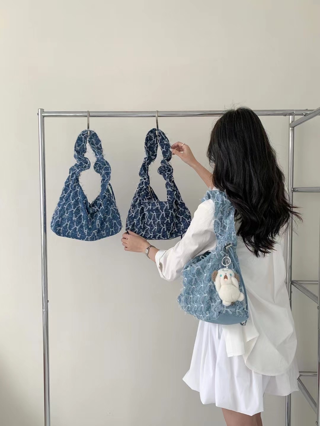 2024 Korean Denim Lace Ruffled Pleated Drawstring Underarm Bag Sweetheart Barbie Canvas Bag - Image 4