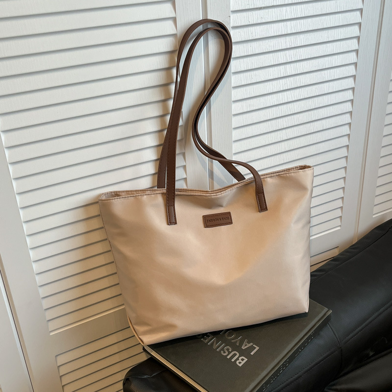 2025 Korean Style Casual Tote Bag for Women Large Capacity Oxford Cloth Shoulder Commuter Bag - Image 2