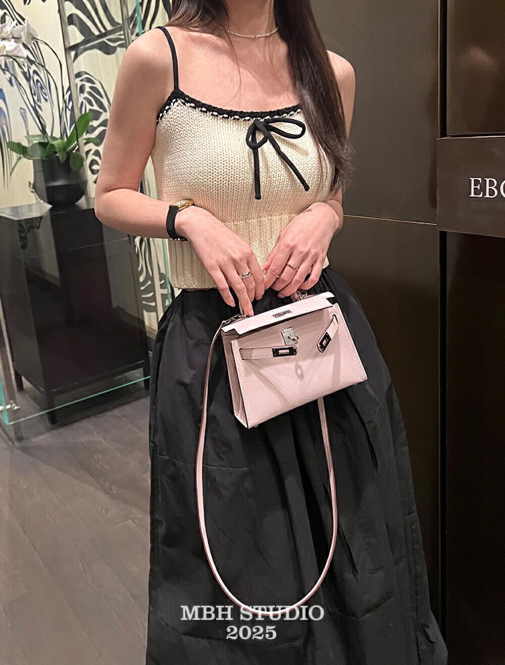 MBH Palm Grain Cowhide Second Generation Kelly Bag Leather Handbag Crossbody with Shoulder Strap - Image 2