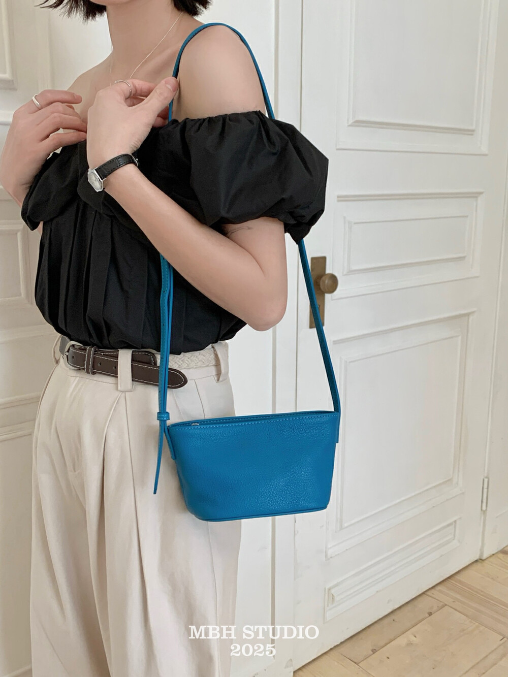 MBH Top Layer Goatskin Japanese Dopamine Mini Versatile Casual Crossbody Bag - Image 2