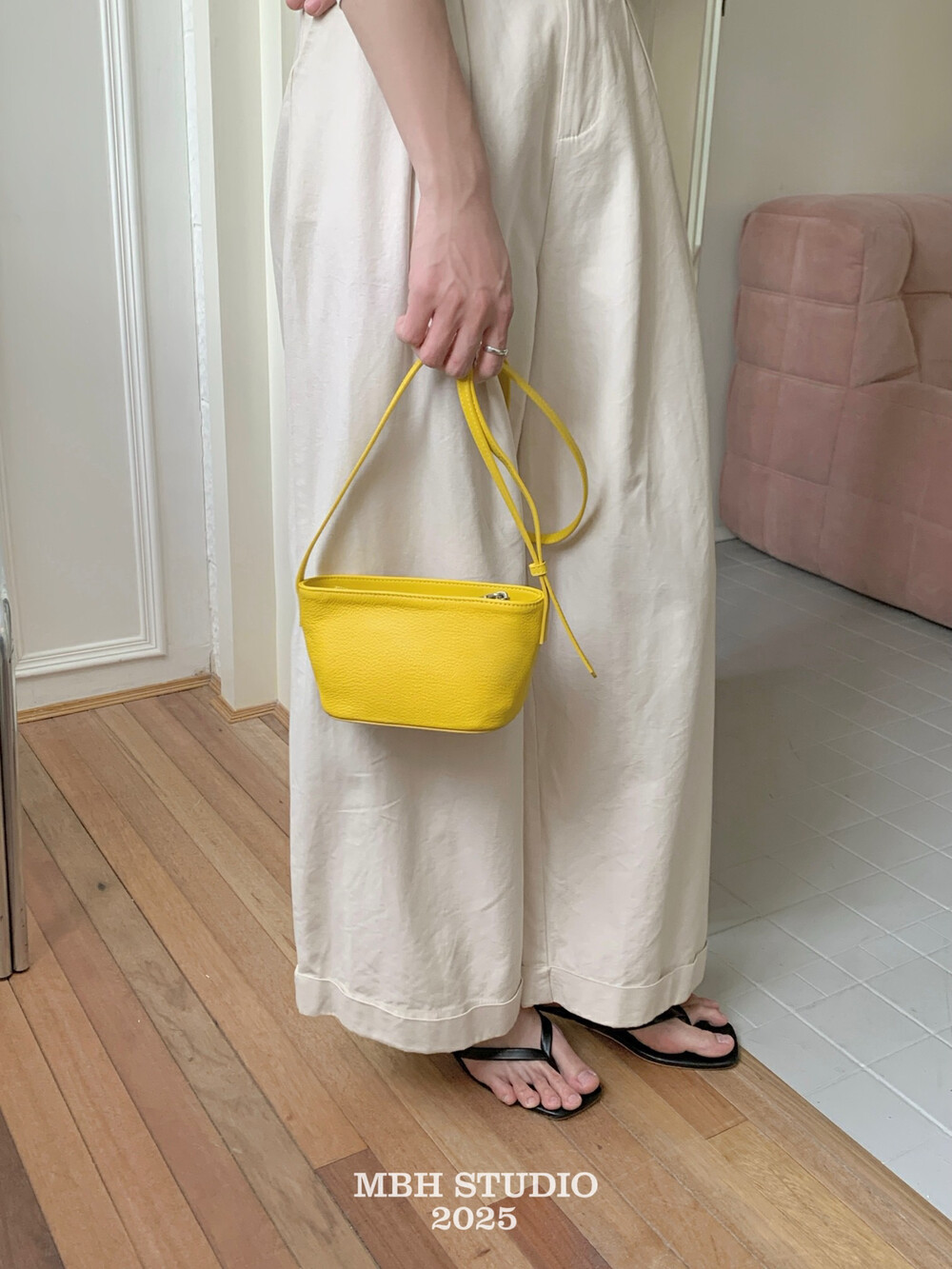 MBH Top Layer Goatskin Japanese Dopamine Mini Versatile Casual Crossbody Bag
